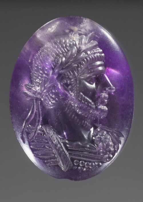 desimonewayland:Engraved Portrait of Aurelian 260 - 280, AmethystA portrait of the Roman emperor Aur