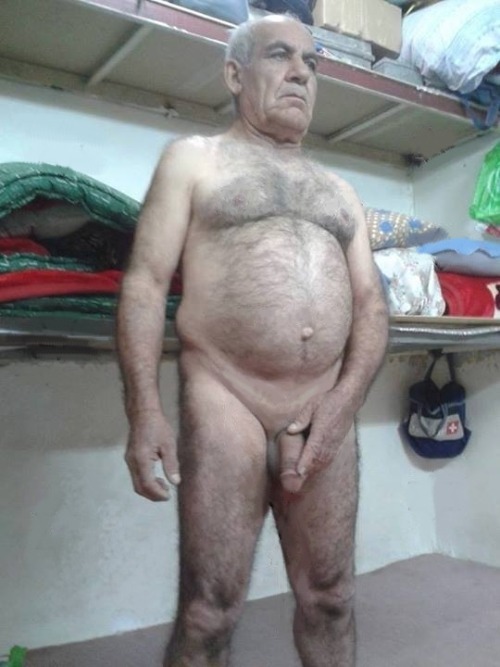 http://senioretgay2.tumblr.com/post/94707994732