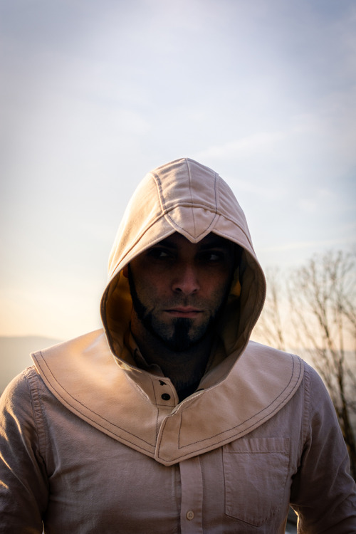 We’re going back to the beginning…to the very first Assassin. Introducing the new Altaïr Mant