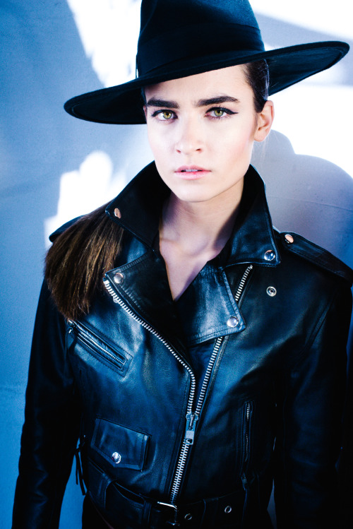 Dominique SpindlerFord Models ChicagoPhotographer: Zoe RainStylist: Whitney MIddletonHair/Assistant: