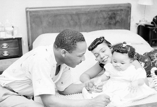 twixnmix:  Martin Luther King Jr. at home with his wife Coretta Scott   King  and their daughter Yolanda   King    in Montgomery, Alabama. May 1956.  