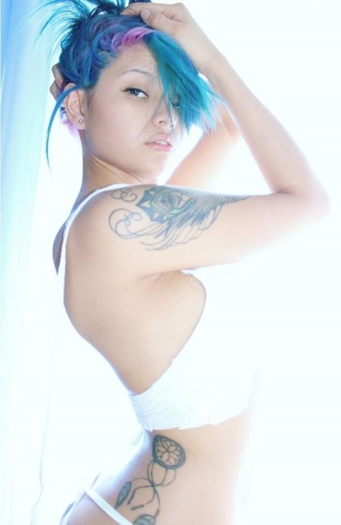 altmodelgirlcrush2:Jelly Suicide