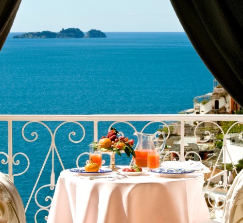 COLAZIONE A POSITANO…SPETTACOLO MOZZAFIATO..!! THEWOLF 