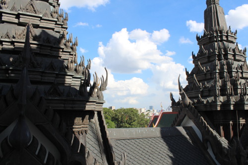 Views from 2nd, 3rd floor at the Loha prasat.
