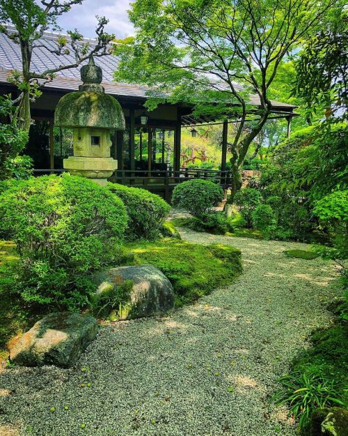 花のいえ庭園（角倉了以邸址）[ 京都市・嵯峨嵐山 ] Hana-no-ie Garden, Arashiyama, Kyoto の写真・記事を更新しました。 ーー嵐山・渡月橋からすぐ。京都の豪商 #角