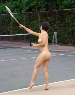 Systemic1117:  Nudeexercise:  Nude Tennis With Well Developed Athletic Legs.  She