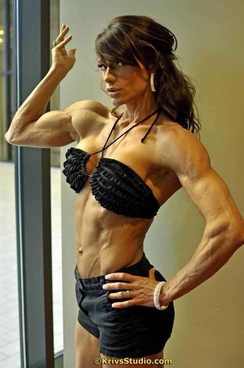 femalehardbodies:  Brienne Eubanks