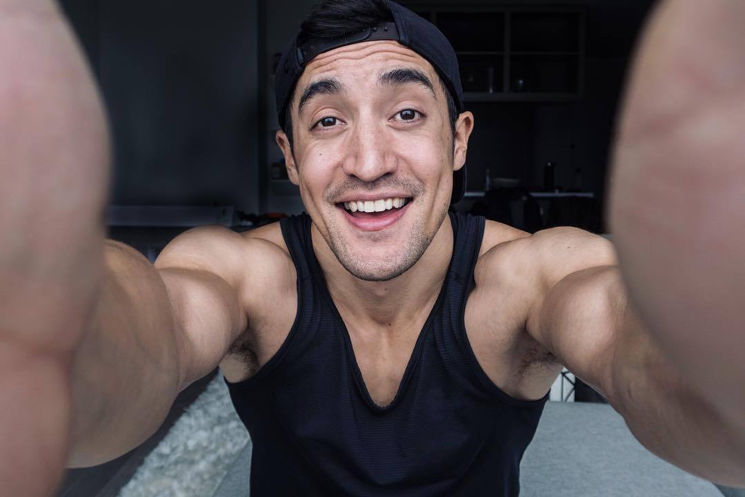 dailykeahu:keahukahuanui: Anyone need a hug? I have extras. Just today though. Don’t