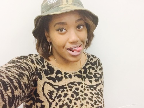 convolutedperceptions:  My first bucket hat experience 😂  Word to barakaflakaflame