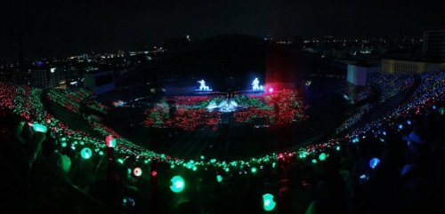 190408 BigHit’s tweet[#오늘의방탄] Thank you, Bangkok! LY TOUR의 정말 마지막 공연을 너무도 행복하게 마무리했습니다. 처음 방콕에서 만난 그