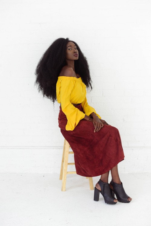 lulaofross:  IG: @aluelbolkuanyin  YouTube: Aluel Bol Kuanyin  Photo by Lawrence Agyei 
