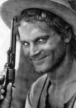 Maszületettlegenda:  Terence Hill (Mario Girotti) (1939)Lucky