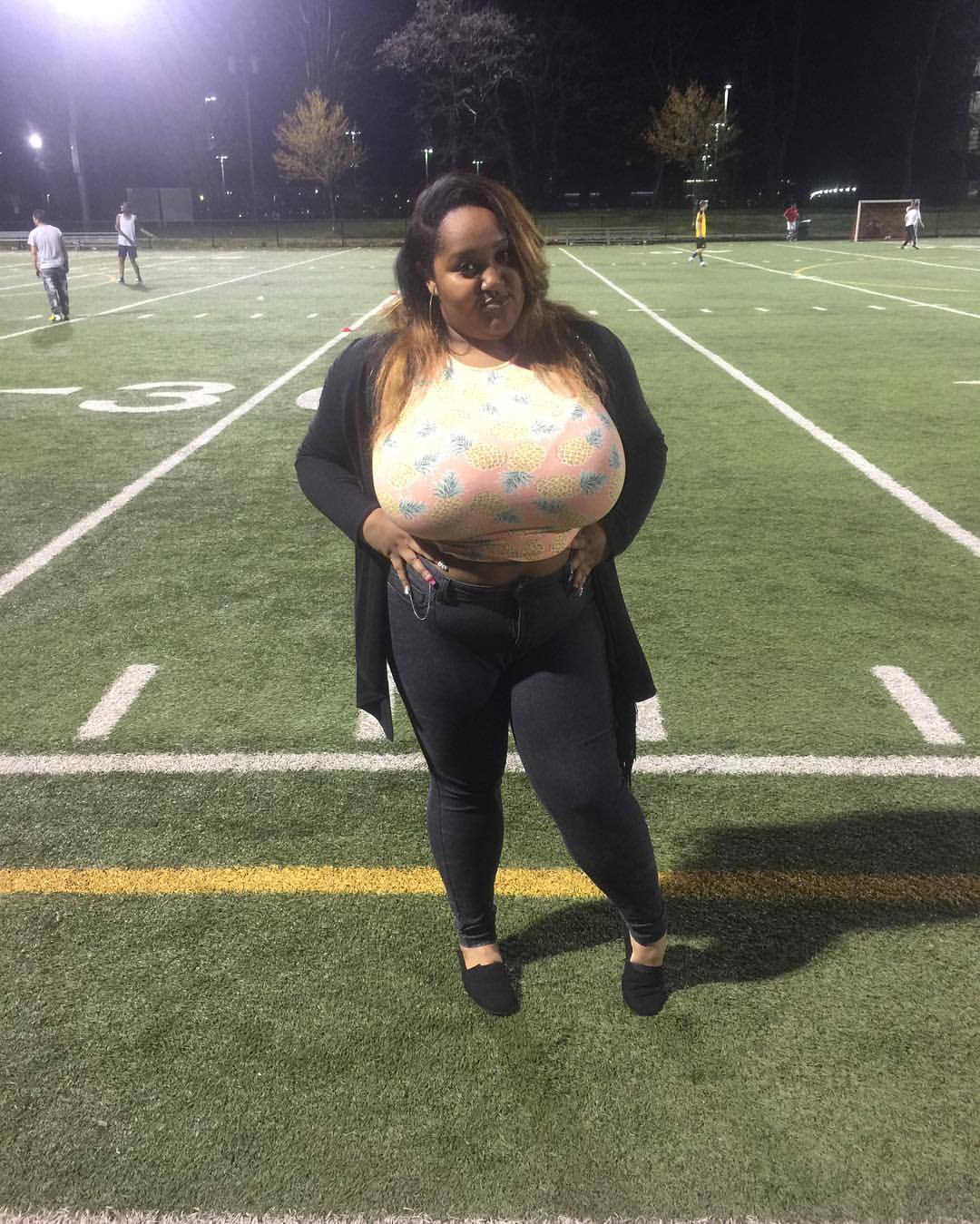 anyaithesaiyan:  Big Girl $lay 😛 (at Phill Rizzuto park Elizabeth NJ) 