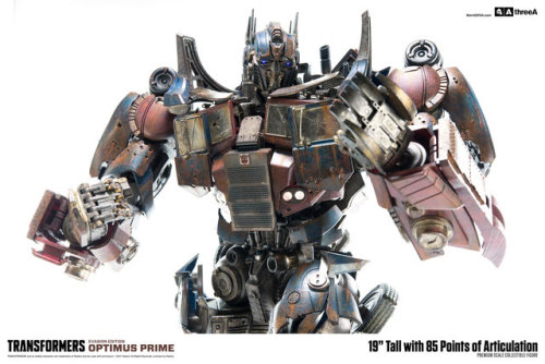 worldof3a:  Transformers Age of Extinction Optimus Prime Evasion Edition Available for pre-order at Bambaland.com and 3A Stockists Worldwide!