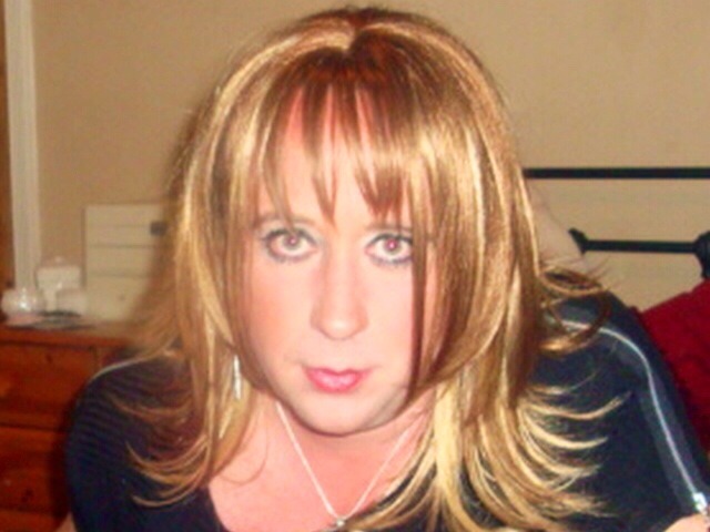 naughtypaigecd:  kirstysummers68:  Face pics for my picture making master xx  Gorgeous