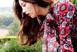 ladyidols:  Suzy for Elle 