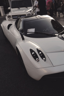 artoftheautomobile:  Pagani Huayra (Credit: