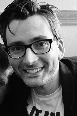 tennantstaycout:  David Tennant’s dimples. 