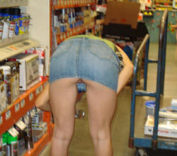 shoppingbabes:  Upskirt at the hardware store …