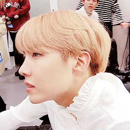 captivated by jungkook&rsquo;s performance