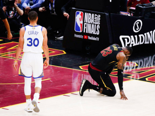 nbafinalsarchive: Stephen Curry and LeBron James 2018 NBA Finals