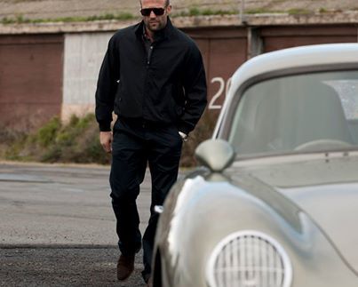 desiresandobsessions:  lovely-daydreamer73:  Jason Statham  Oh my!! That is pure yummy!!  hi there mr. statham