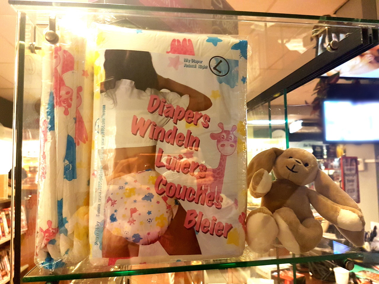 Guess what I saw at Erotica Boutique in Amersfoort? Diapers! Yessss&hellip;.