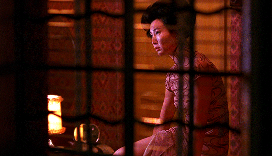emmanuelleriva:You notice things if you pay attention.In the Mood for Love (2000)