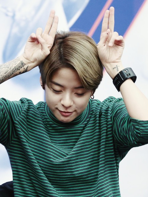 Amber ☆ f(x)