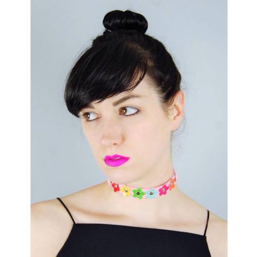 Pink #flowerpower #90s #choker now available on our @asosmarketplace boutique #dogbreath