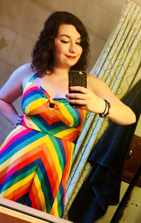 phloridas: before twentygayteen i never would’ve had the guts to wear this   happy pride 