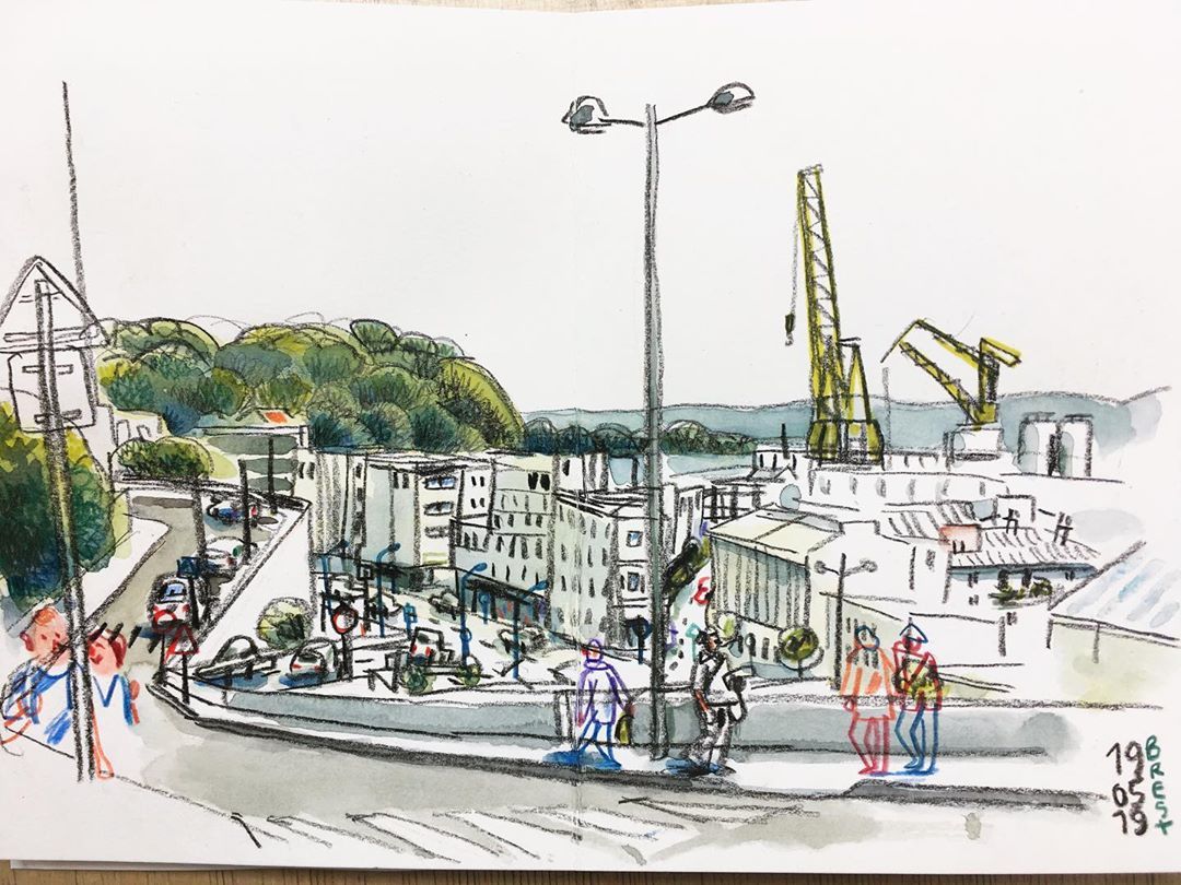 Drawing in Brest (4): the harbour / Dessiner à Brest (4) : le port #drawing #sketchbook #coloredpencil #brest #icietailleursbrest2019 #usk #harbor (hier: Brest, Bretagne) https://www.instagram.com/p/BxpoyGYgFWw/?igshid=v8nl41n2qr79