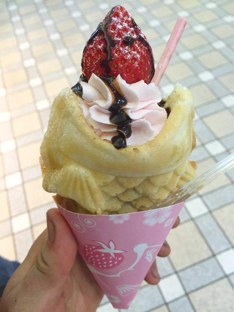 petitcho:   たい焼きパフェ http://bit.ly/1S71EsE  