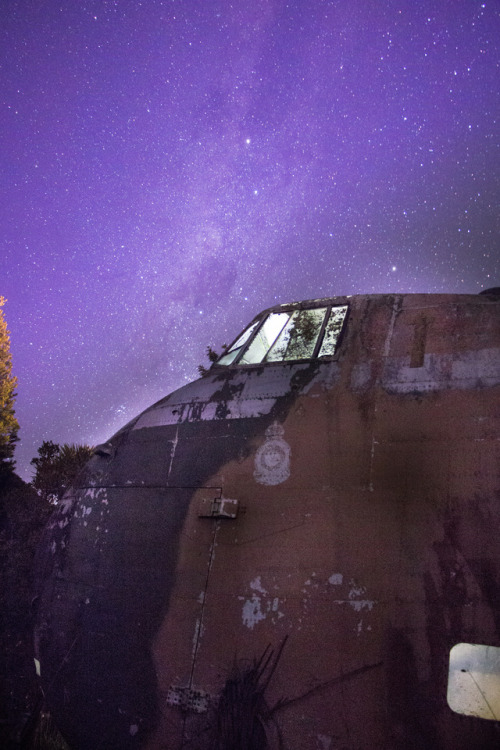 abandonedography:ultravioletalley:Abandoned plane at night.:O