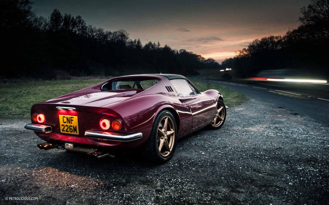 chromjuwelen:  Best Of Both Worlds: A Ferrari V8-Powered Dino.