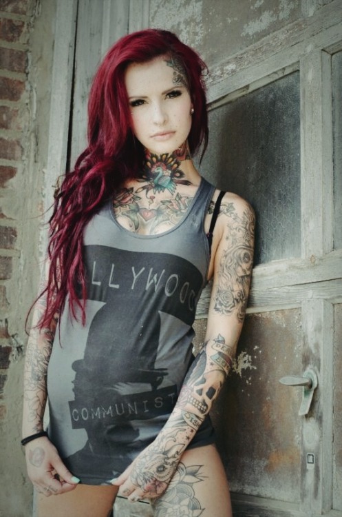 Girls With Tattoos adult photos