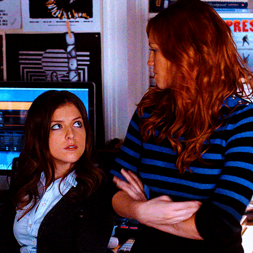 zoe-levenson: BECA AND CHLOE | PITCH PERFECT