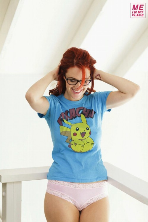 flam3soffwitchahead:  Like really how is Meg Turney still single and she is Bisexual
