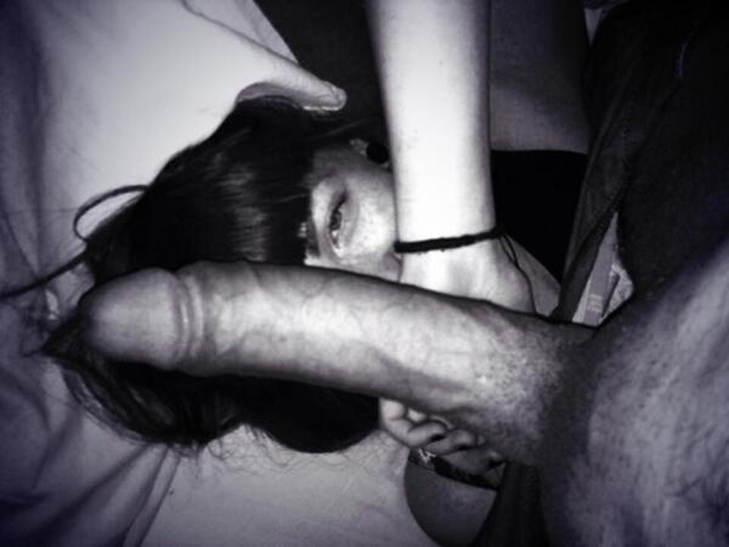 bicuriousstuff:  hungdudes:  Girl just wanna have fun  Boys, too… 