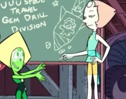 carltonsandwichbanks:  featherdusters:  someone who doesnt watch steven universe explain whats going on here  Small dorito student tries to explain to her science teacher how fat the ass was. But the teacher is not impressed. She has most likely seen