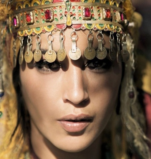 Woman in traditional berber clothes, Morocco. From the movie : la source des femmes 