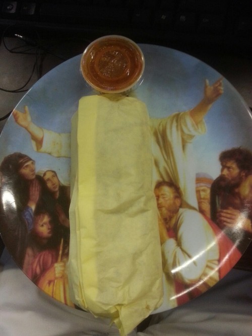 ganjaginga:  eltavo:  Praise Burrito Christ.   Lmao yes