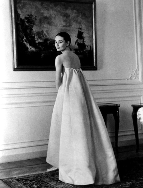 highqualityfashion:Muses: Audrey Hepburn (1929-1993)