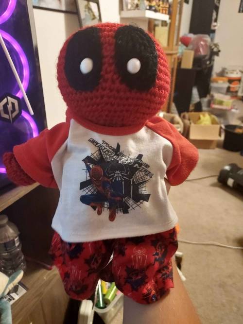 So I Went To A Comic Con And Got A Crocheted Deadpool For Only 30 Bucks