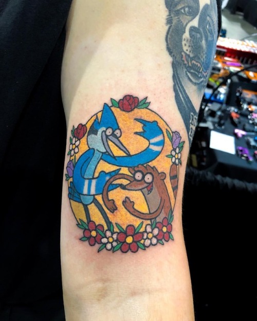 #regularshow’s #mordicaiandrigby dome at the #Philadelphia #tattoo convention. Thanks Noah! ✈️