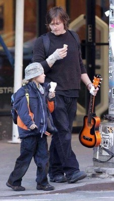 reedus-place:  Ice cream and dad and son 