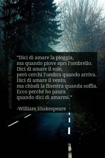 “Ecco perché ho paura quando dici di amarmi.” su We Heart It - weheartit.com/entr