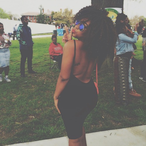 blackfashion:The Homie Sydney, 19, Broccoli adult photos