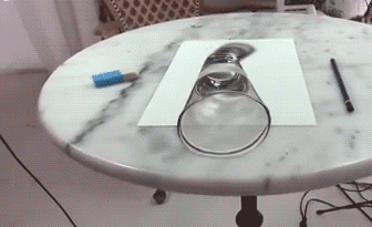 ayomxmuzix: seriouslyfunnygifs:  This just blows my mind..   Seriously Funny GIfs