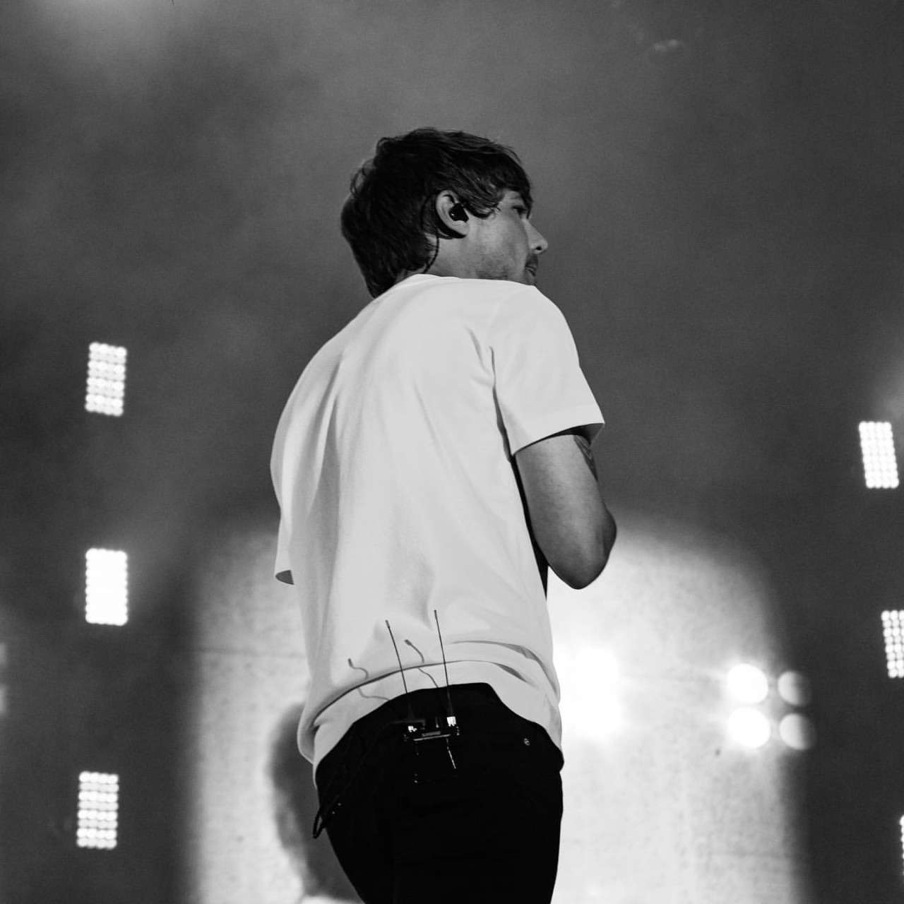 HL DAILY — Louis Tomlinson World Tour: Istanbul. (30 June